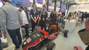 طلبة أردنيون يصنعون سيارة فورمولا كهربائية تسابق الزمن نحو القيادة الذاتية