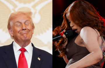فنانة أمريكية شهيرة تشن هجوما لاذعا على ترامب (فيديو) فنانة أمريكية شهيرة تشن هجوما لاذعا على ترامب (فيديو)