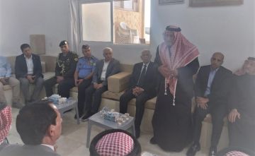 مندوبا عن الملك وولي العهد .. العيسوي يعزي عشيرة السعيدات مندوبا عن الملك وولي العهد .. العيسوي يعزي عشيرة السعيدات