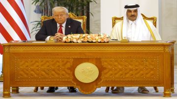 أمير قطر يناقش مع ترامب خطته بشأن إنهاء الحرب في غزة