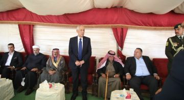 مندوبا عن الملك وولي العهد. العيسوي يعزي عشيرتي المساعيد والمسيب مندوبا عن الملك وولي العهد. العيسوي يعزي عشيرتي المساعيد والمسيب