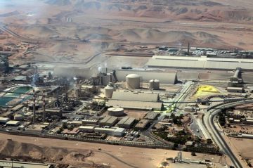 مدير المجمع الصناعي يكشف تفاصيل حادثة التسرب في أحد مصانع العقبة مدير المجمع الصناعي يكشف تفاصيل حادثة التسرب في أحد مصانع العقبة