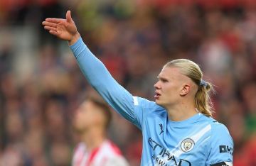 هالاند حول سباق الحذاء الذهبي: لا تنسوا مبابي! (فيديو) هالاند حول سباق الحذاء الذهبي: لا تنسوا مبابي! (فيديو)