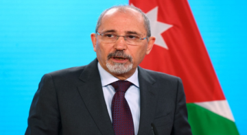 الصفدي يعقد لقاءين مع وزيري خارجية هولندا وسويسرا في عمان الأربعاء الصفدي يعقد لقاءين مع وزيري خارجية هولندا وسويسرا في عمان الأربعاء