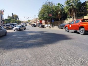 وزارة الأشغال العامة تباشر صيانة الطريق الحيوي لمركز زوار جرش وزارة الأشغال العامة تباشر صيانة الطريق الحيوي لمركز زوار جرش