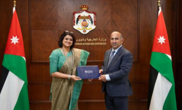 وزارة الخارجية تتسلم اعتماد رئيسة بعثة الهجرة الدولية في الأردن
