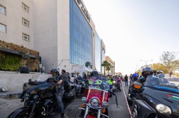 زين تستضيف انطلاقة مسيرة سيدات هارلي لدعم مصابات السرطان من غزة زين تستضيف انطلاقة مسيرة سيدات هارلي لدعم مصابات السرطان من غزة