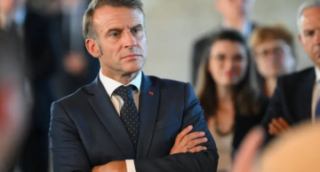 ماكرون في عزلة و مفاوضات أخيرة لتشكيل حكومة