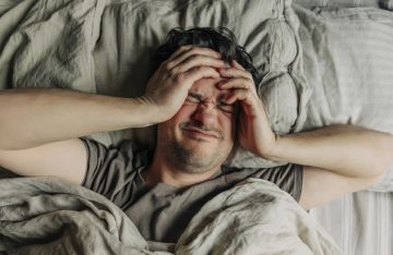 مواد غذائية تساعدك على النوم العميق دون الحاجة إلى أدوية مواد غذائية تساعدك على النوم العميق دون الحاجة إلى أدوية