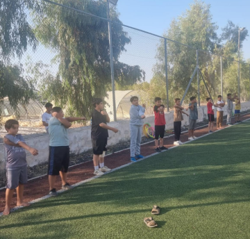 اختتام دورة تدريبية في كرة القدم بمركز شباب وشابات الشونة الشمالية اختتام دورة تدريبية في كرة القدم بمركز شباب وشابات الشونة الشمالية