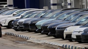 الأردن: 18 ألف مركبة تحتاج للتخليص داخل الحرة قبل 1 تشرين الثاني الأردن: 18 ألف مركبة تحتاج للتخليص داخل الحرة قبل 1 تشرين الثاني
