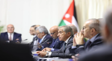 بعد عام على تشكيلها.. حكومة حسان تتخذ أكثر من 1000 قرار