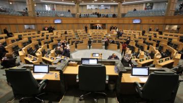 مراقبون: الدورة الثانية فرصة لتفعيل دور النواب الرقابي والتشريعي مراقبون: الدورة الثانية فرصة لتفعيل دور النواب الرقابي والتشريعي