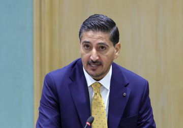 القطاونة ينتقد الحسابات الضيقة في مشاورات النواب: الوطن بحاجة إلى رجالات دولة لا تفاهمات آنية القطاونة ينتقد الحسابات الضيقة في مشاورات النواب: الوطن بحاجة إلى رجالات دولة لا تفاهمات آنية