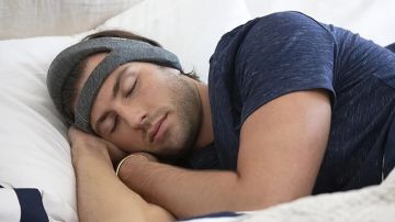كيف ننتقل من النوم العميق إلى اليقظة في غمضة عين؟ كيف ننتقل من النوم العميق إلى اليقظة في غمضة عين؟