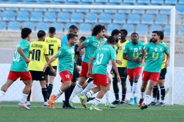 الوحدات يهزم السرحان 2-1 في الجولة الثالثة من بطولة درع الاتحاد الوحدات يهزم السرحان 2-1 في الجولة الثالثة من بطولة درع الاتحاد