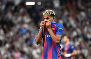 إصابة صعبة العلاج تكبح 50 من قدرات لامين جمال في الملعب إصابة صعبة العلاج تكبح 50 من قدرات لامين جمال في الملعب