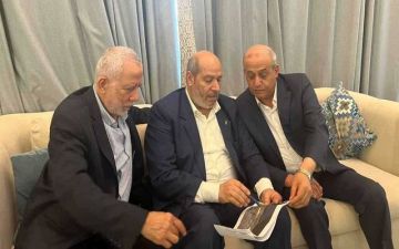 وفدا حماس وفتح يلتقيان في القاهرة لبحث ترتيبات ما بعد وقف الحرب على غزة وفدا حماس وفتح يلتقيان في القاهرة لبحث ترتيبات ما بعد وقف الحرب على غزة