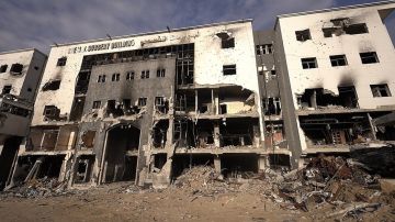 الشفاء الطبي: 5 آلاف مصاب بالسرطان بحاجة للعلاج خارج غزة الشفاء الطبي: 5 آلاف مصاب بالسرطان بحاجة للعلاج خارج غزة