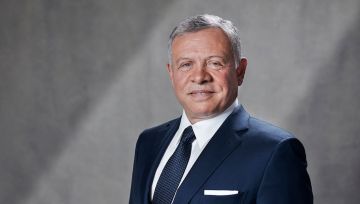 الملك يلتقي رئيس أركان القوات البرية الباكستانية الملك يلتقي رئيس أركان القوات البرية الباكستانية