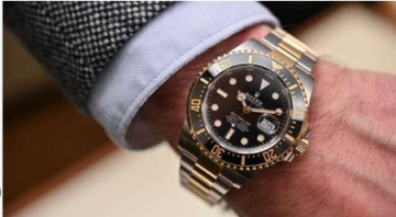 5 دول خليجية استوردت ساعات سويسرية .. بملياري دولار 5 دول خليجية استوردت ساعات سويسرية .. بملياري دولار