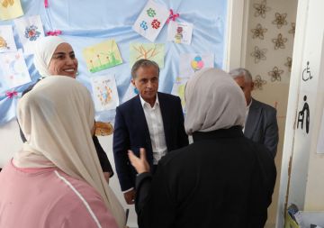 حسان يتفقد مركز البترا الشامل للخدمات النهارية حسان يتفقد مركز البترا الشامل للخدمات النهارية