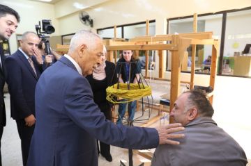 رئيس الديوان الملكي يزور مركز نازك الحريري رئيس الديوان الملكي يزور مركز نازك الحريري