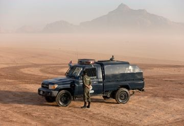 الجيش الأردني يحبط محاولتين لتهريب المخدرات والتسلل عبر الحدود (صورة) الجيش الأردني يحبط محاولتين لتهريب المخدرات والتسلل عبر الحدود (صورة)