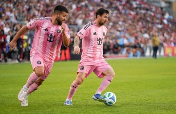 ميسي يحقق إنجازا تاريخيا.. 9 مباريات بثنائية في موسم واحد