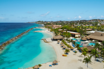 عاصفة تقترب وتهدد دول الكاريبي بفيضانات كارثية عاصفة تقترب وتهدد دول الكاريبي بفيضانات كارثية