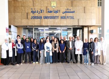 مستشفى الجامعة الاردنية يستضيف مبادرة إنسانية لضعاف السمع مستشفى الجامعة الاردنية يستضيف مبادرة إنسانية لضعاف السمع