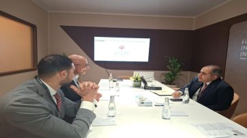 ابو غزالة يعقد سلسلة لقاءات مع شركات عالمية في السعودية ابو غزالة يعقد سلسلة لقاءات مع شركات عالمية في السعودية