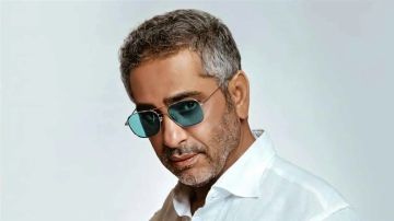 فضل شاكر يمثل أمام محكمة الجنايات وسط استنفار أمني فضل شاكر يمثل أمام محكمة الجنايات وسط استنفار أمني