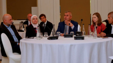 الخرابشة يفتتح المائدة المستديرة لقطاع الطاقة