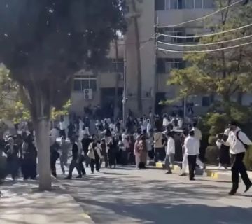 مدعي عام شمال عمان يرفض إخلاء سبيل متهمين في أحداث الجامعة الأردنية مدعي عام شمال عمان يرفض إخلاء سبيل متهمين في أحداث الجامعة الأردنية