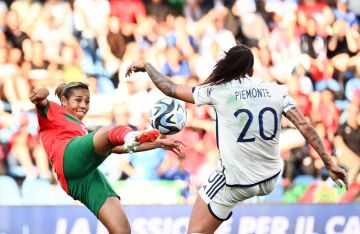 أول مغربية في التاريخ تدخل قائمة الاتحاد الدولي للاعبين المحترفين العالمية أول مغربية في التاريخ تدخل قائمة الاتحاد الدولي للاعبين المحترفين العالمية