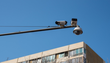 أكثر من 5 آلاف كاميرا لرصد المخالفات وتوفير بيانات مرورية في عمان أكثر من 5 آلاف كاميرا لرصد المخالفات وتوفير بيانات مرورية في عمان