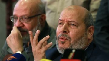 انتهاء المباحثات الأولى بين الوسطاء وحماس وسط مؤشرات إيجابية انتهاء المباحثات الأولى بين الوسطاء وحماس وسط مؤشرات إيجابية