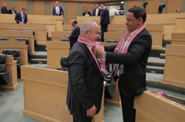 عزم يرشح الصرايرة نائبا ثانيا لرئيس النواب عزم يرشح الصرايرة نائبا ثانيا لرئيس النواب