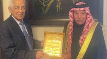 رئيس الديوان الملكي يستقبل الشيخ محمد البري