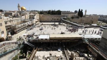 مخاوف من انهيار أجزاء من المسجد الأقصى بسبب الأنفاق الإسرائيلية مخاوف من انهيار أجزاء من المسجد الأقصى بسبب الأنفاق الإسرائيلية