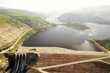 الأردن يطلق أداة تقييم سلامة السدود بالتعاون مع البنك الدولي الأردن يطلق أداة تقييم سلامة السدود بالتعاون مع البنك الدولي