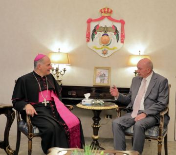 رئيس مجلس الأعيان يلتقي سفيري الفاتيكان والتشيك رئيس مجلس الأعيان يلتقي سفيري الفاتيكان والتشيك