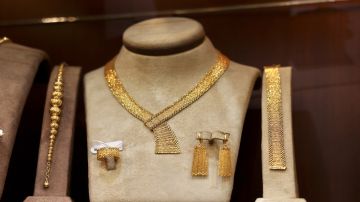 أسعار الذهب محليا تعاود الارتفاع مجددا 84.2 دينارا للغرام عيار 21