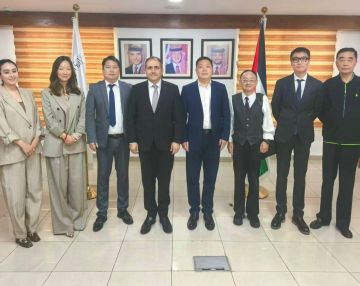 وفد تايواني صيني يبحث فرصا صناعية متقدمة في العقبة