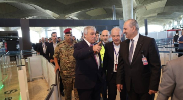 القطامين: شراكة الحكومة مع مجموعة المطار نموذج ناجح لتطوير النقل الجوي وتعزيز السياحة القطامين: شراكة الحكومة مع مجموعة المطار نموذج ناجح لتطوير النقل الجوي وتعزيز السياحة