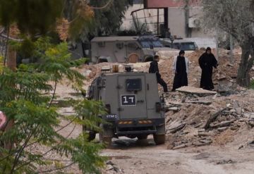 لأول مرة منذ 9 أشهر .. الاحتلال يشن غارة جوية على الضفة