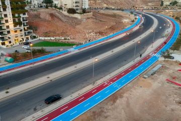 الداخلية: ضبط مجموعة من الأشخاص تعدوا على المسارات الآمنة للمشاة والدراجات الهوائية في عمان الداخلية: ضبط مجموعة من الأشخاص تعدوا على المسارات الآمنة للمشاة والدراجات الهوائية في عمان