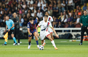 مبابي ينشر تعليقا مثيرا بعد تألق حكيمي أمام برشلونة (صورة) مبابي ينشر تعليقا مثيرا بعد تألق حكيمي أمام برشلونة (صورة)