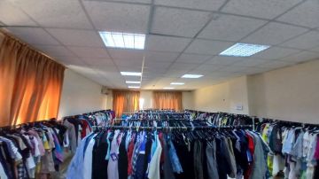 بنك الملابس يوزع 8500 قطعة في منشية الزعتري بالمفرق